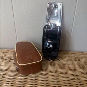 Vintage Agfalux AGFA Camera – Camera Werk AG – Untested with Case, Some Damage